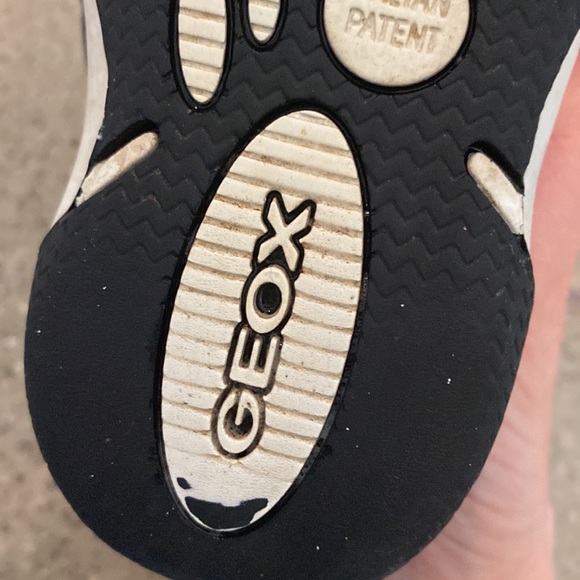 Geox kids summer sandals closed toe size 28/ 11 little kid - Picture 5 of 8